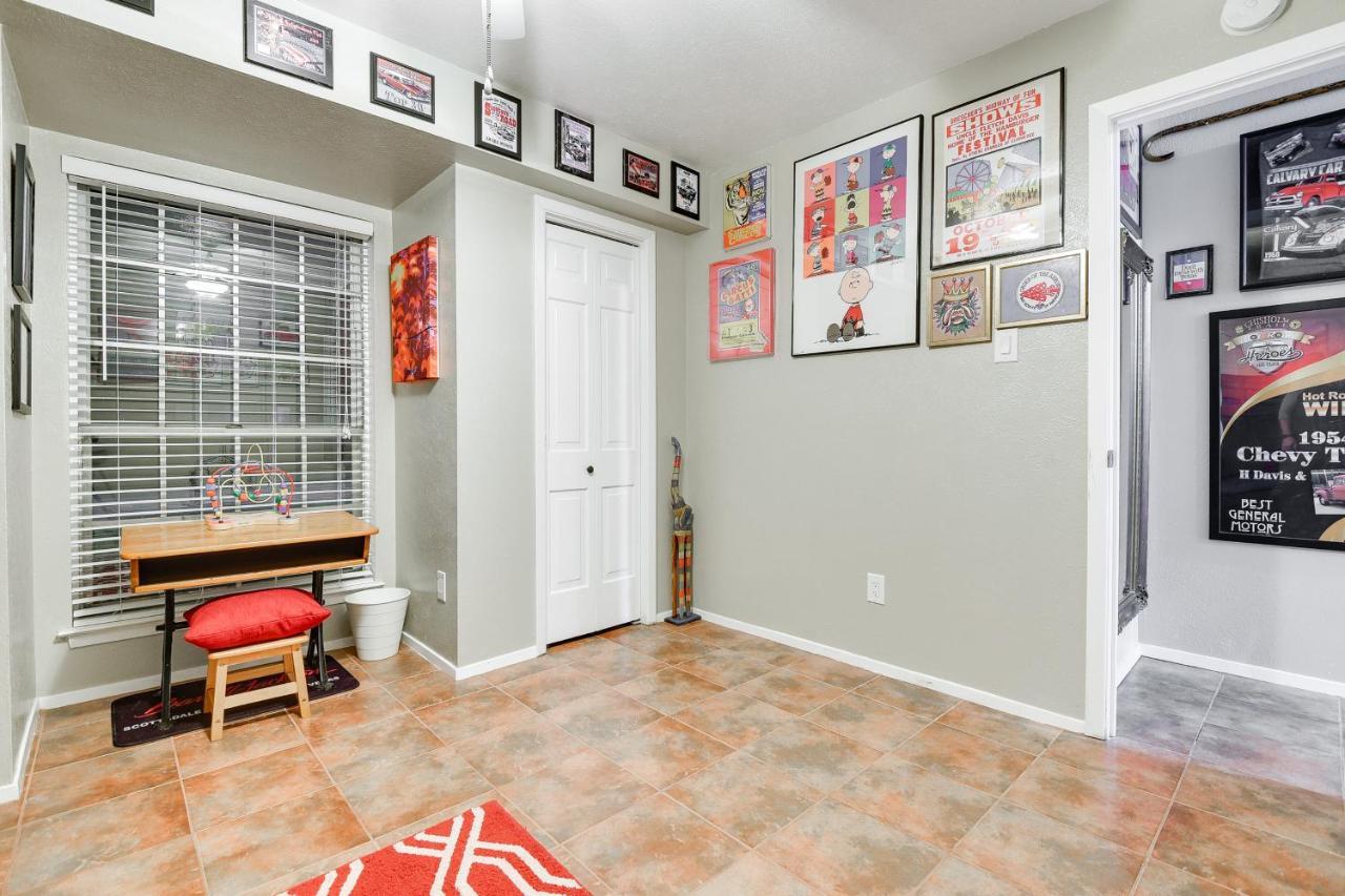 Arlington Home With Patio, Walk To Atandt Stadium! 외부 사진