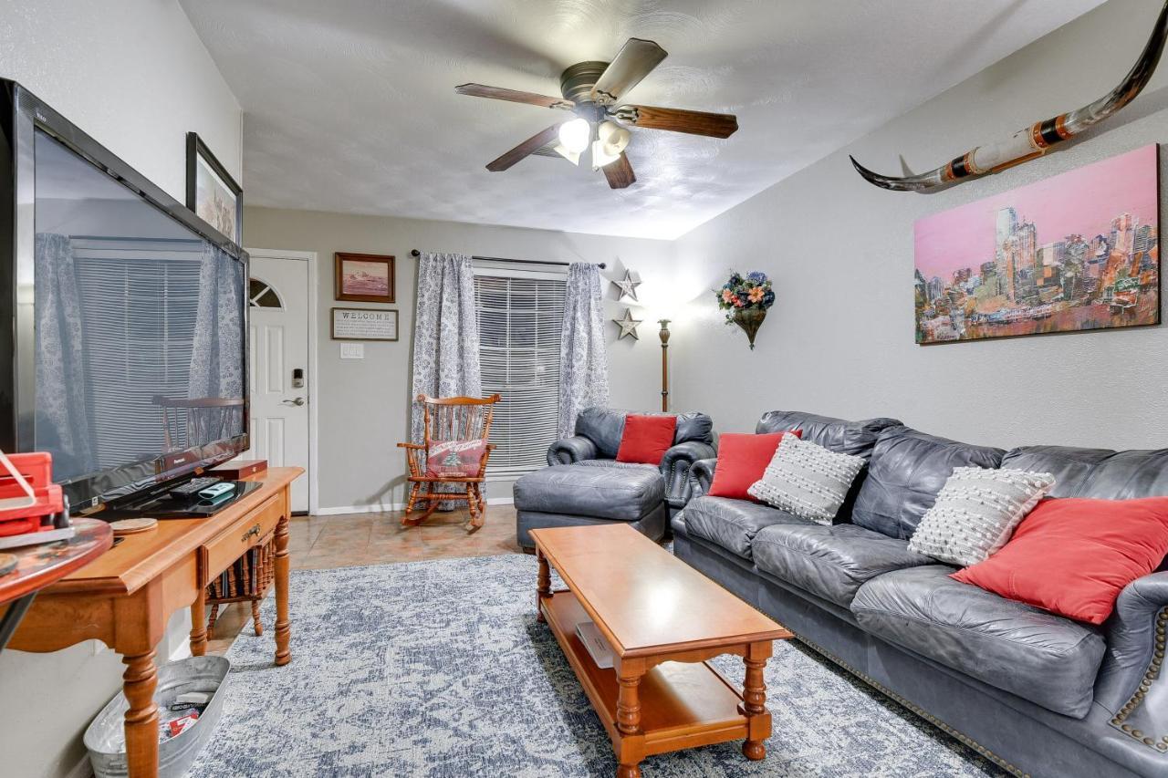 Arlington Home With Patio, Walk To Atandt Stadium! 외부 사진