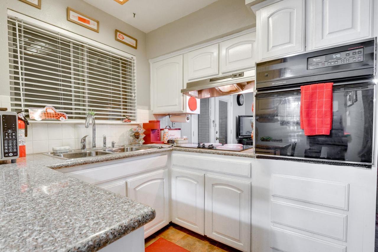 Arlington Home With Patio, Walk To Atandt Stadium! 외부 사진